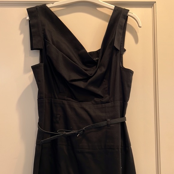 Black Halo Dress - Picture 3 of 6